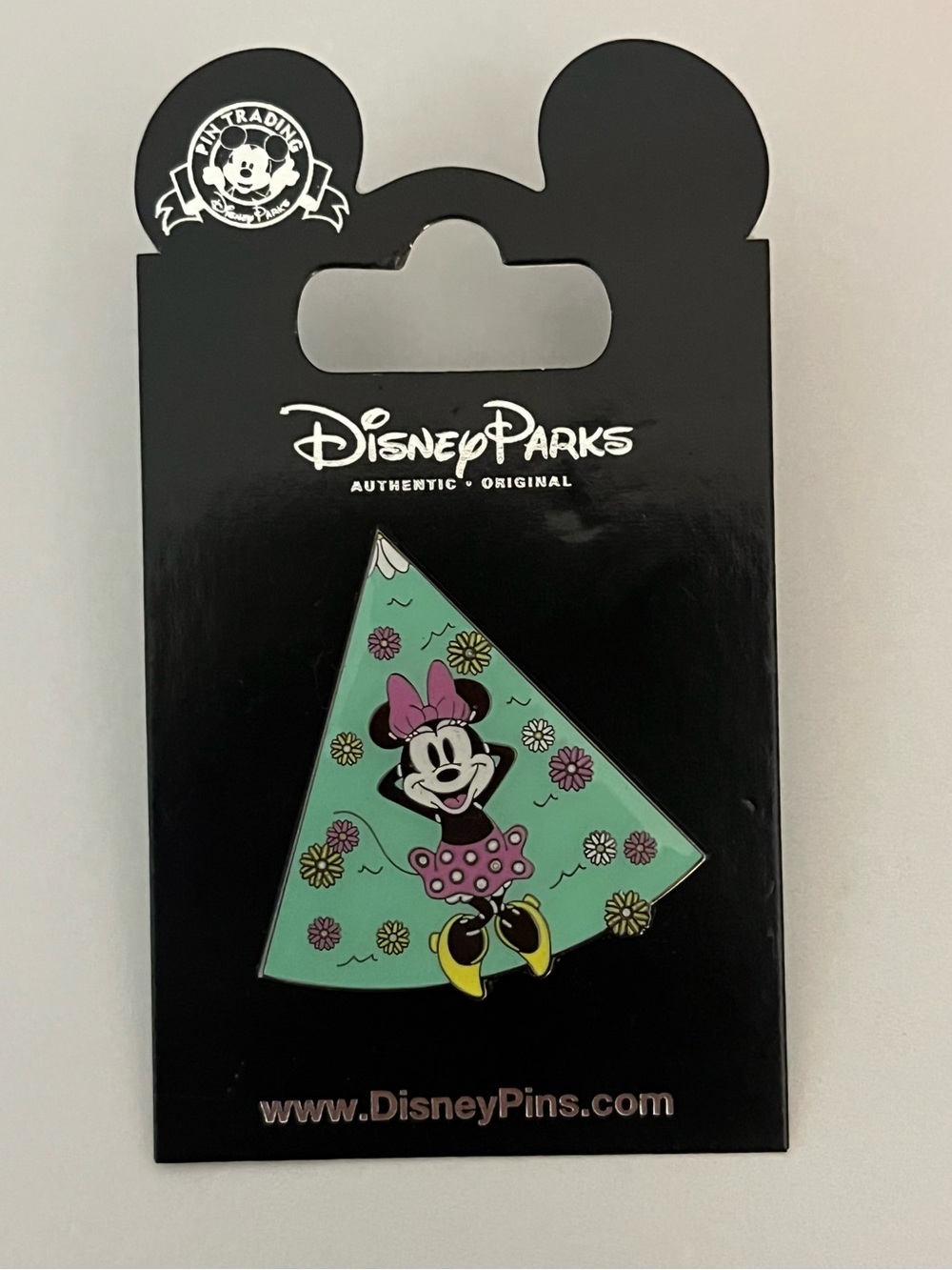 Disney Minnie Mouse Flower Puzzle Piece Pin